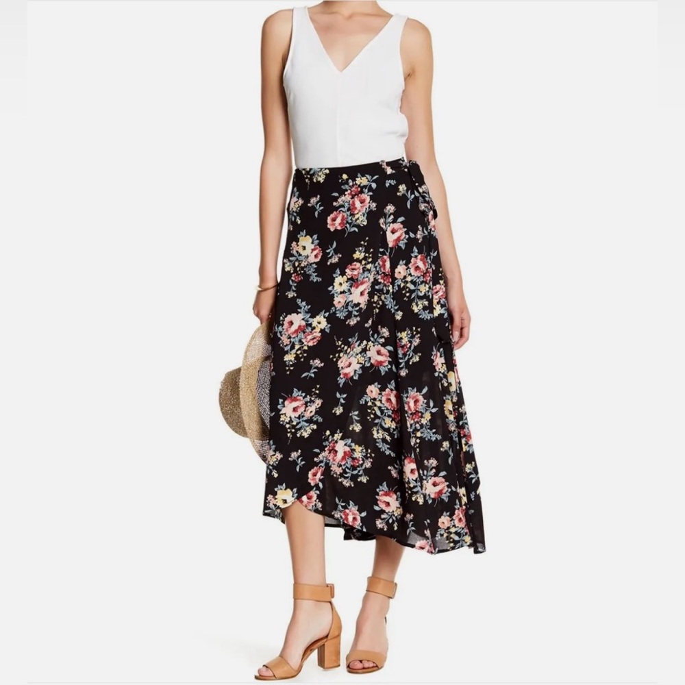 Bobeau Black Pink Floral Wrap Skirt